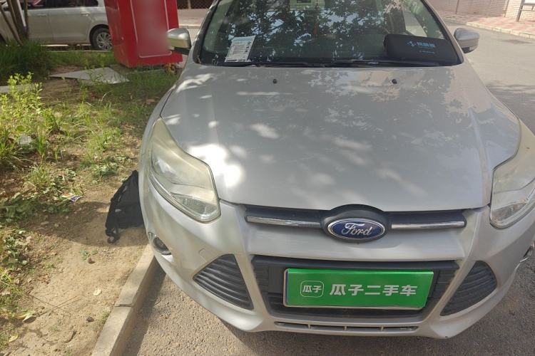Used Ford Focus 2012 Sedan 1.6L Automatic Fashion Edition Right Front Headlight