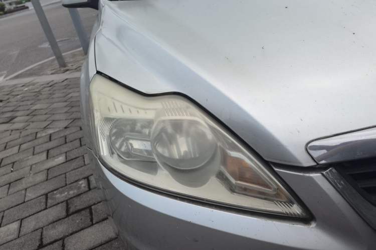 Used Ford Focus 2012 Sedan Classic 1.8L Manual Fashion Edition Right Front Headlight