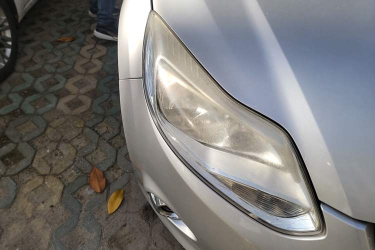 Used Ford Focus 2012 Sedan 1.6L Automatic Fashion Edition Right Front Headlight