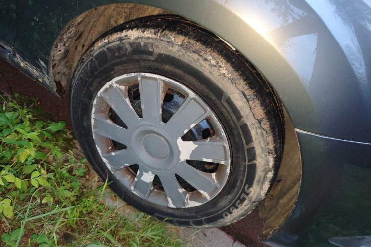 Used Ford Focus 2012 Sedan Classic 1.8L Automatic Base Model Right Front Wheel Hub