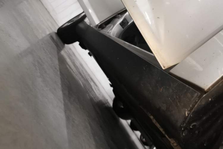 Used Ford Focus 2012 Sedan 1.6L Automatic Fashion Edition Right Side Sill