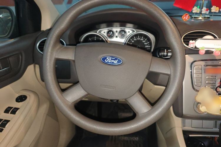 Used Ford Focus 2012 Hatchback Classic 1.8L Automatic Fashion Edition Steering Wheel
