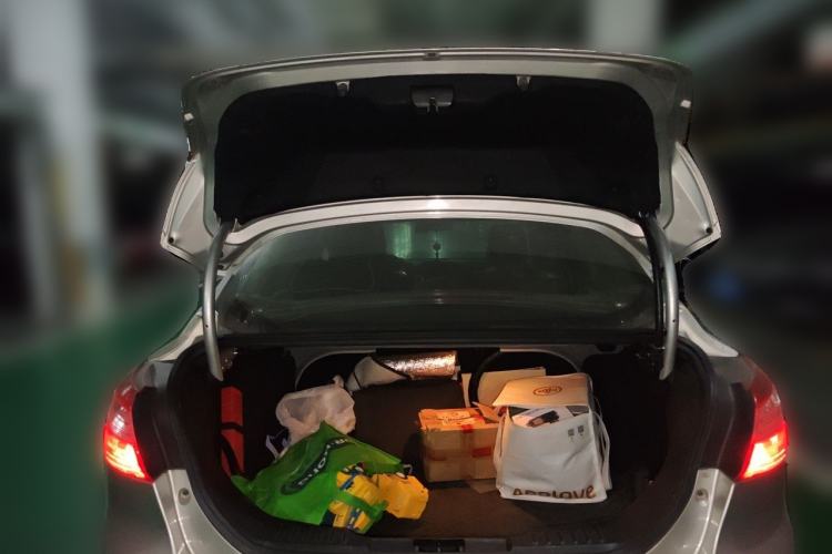 Used Ford Focus 2012 Sedan 1.6L Automatic Fashion Edition Trunk
