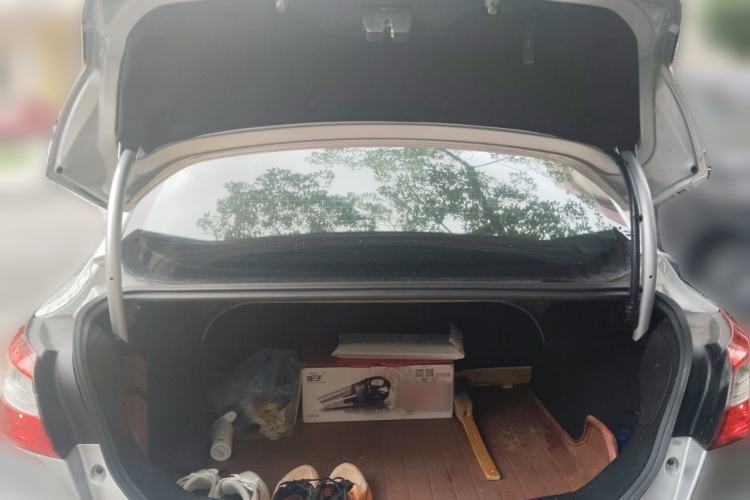 Used Ford Focus 2012 Sedan 1.6L Manual Fashion Edition Trunk