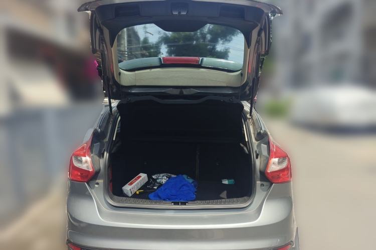 Used Ford Focus 2012 Hatchback 1.6L Automatic Comfort Model Trunk