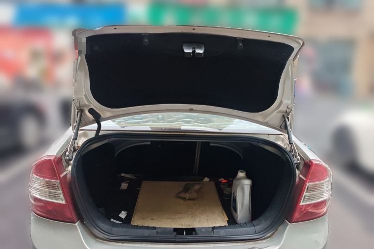 Used Ford Focus 2012 Sedan Classic 1.8L Manual Base Model Trunk