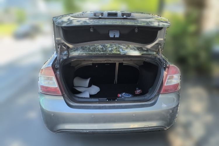 Used Ford Focus 2012 Sedan Classic 1.8L Automatic Base Model Trunk
