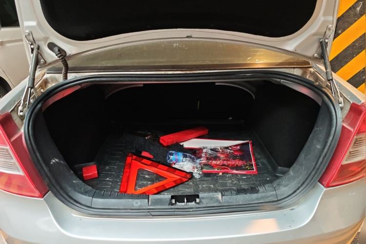 Used Ford Focus 2012 Sedan Classic 1.8L Manual Base Model Trunk