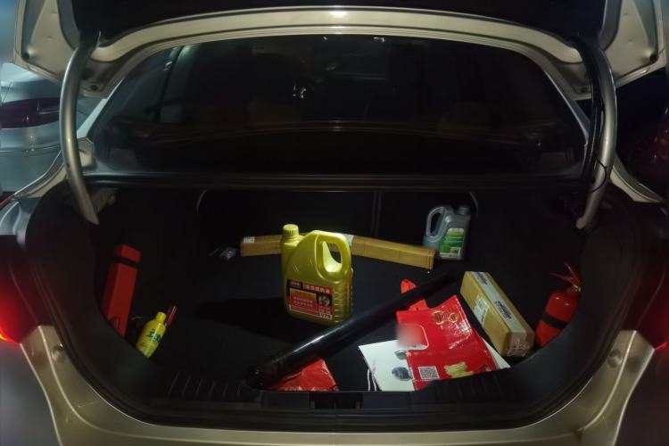 Used Ford Focus 2012 Sedan 1.6L Automatic Comfort Model Trunk