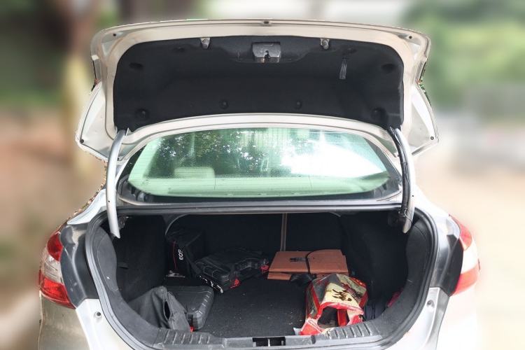 Used Ford Focus 2012 Sedan 1.6L Automatic Comfort Model Trunk
