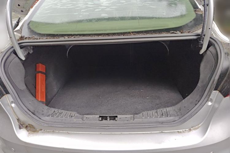 Used Ford Focus 2012 Sedan 1.6L Manual Fashion Edition Trunk
