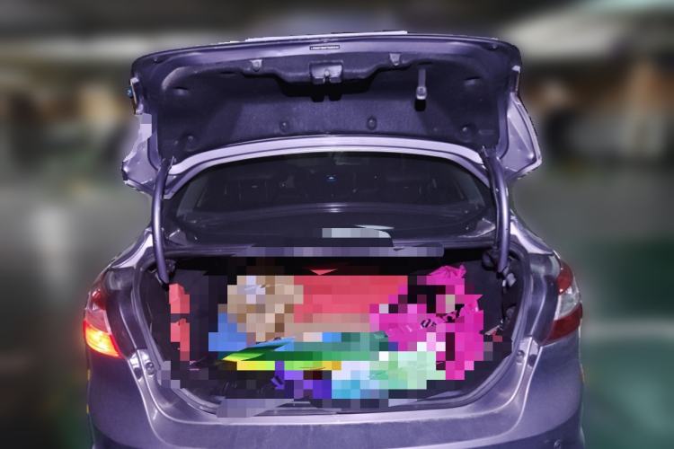 Used Ford Focus 2012 Sedan 1.6L Automatic Fashion Edition Trunk