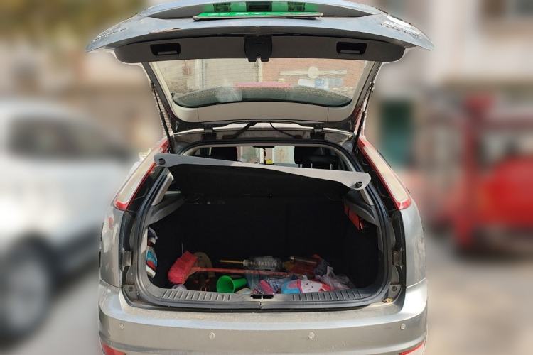 Used Ford Focus 2012 Hatchback Classic 1.8L Automatic Base Model Trunk
