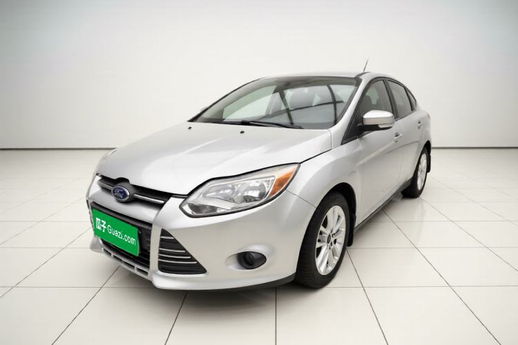 Ford Focus 2012 Sedan 1.6L Manual Comfort Model usata Guazi used car, China used car export, Used car for sale, Used cars, Cheapest cars for sale