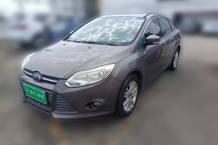Used Ford Focus 2012 Sedan 1.6L Manual Comfort Model Guazi used car, China used car export, Used car for sale, Used cars, Cheapest cars for sale