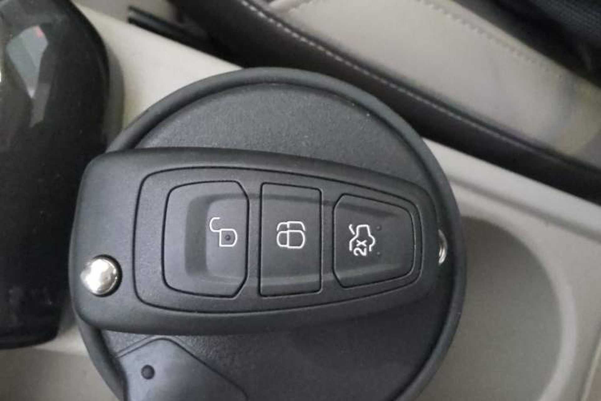 Used Ford Focus 2012 Sedan 1.6L Manual Fashion Edition Vehicle Key