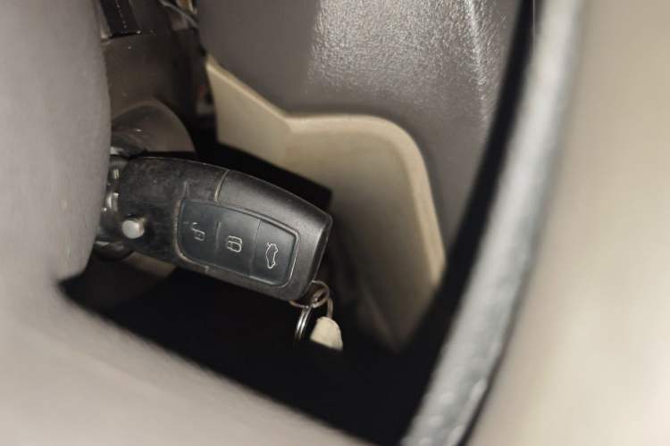 Used Ford Focus 2012 Sedan Classic 1.8L Automatic Base Model Vehicle Key