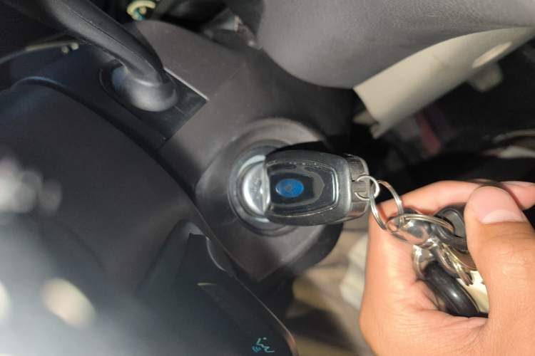 Used Ford Focus 2012 Sedan 1.6L Manual Fashion Edition Vehicle Key