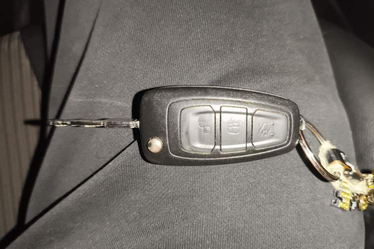Used Ford Focus 2012 Hatchback 1.6L Manual Fashion Edition Vehicle Key