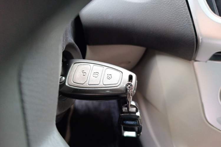 Used Ford Focus 2012 Sedan 1.6L Automatic Comfort Model Vehicle Key