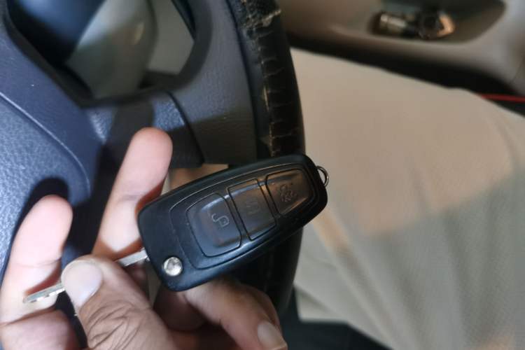 Used Ford Focus 2012 Sedan 1.6L Manual Comfort Model Vehicle Key