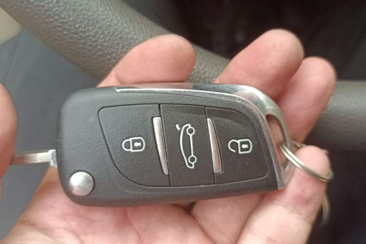 Used Ford Focus 2012 Sedan Classic 1.8L Manual Base Model Vehicle Key