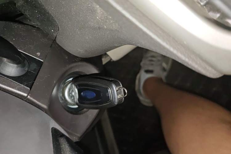 Used Ford Focus 2012 Hatchback 1.6L Manual Fashion Edition Vehicle Key
