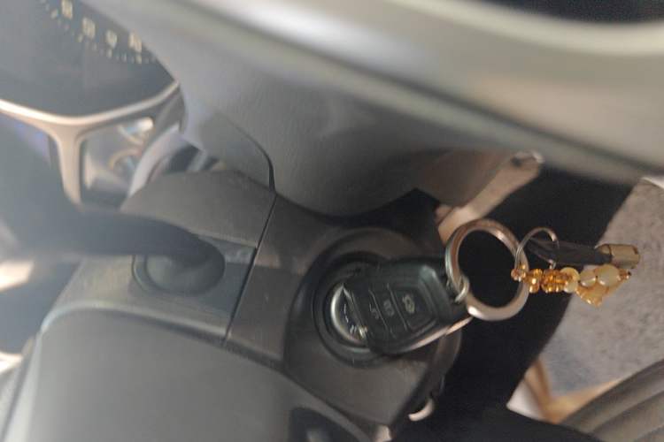 Used Ford Focus 2012 Sedan 1.6L Automatic Fashion Edition Vehicle Key