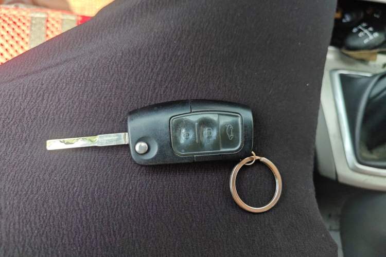 Used Ford Focus 2012 Hatchback Classic 1.8L Manual Fashion Edition Vehicle Key