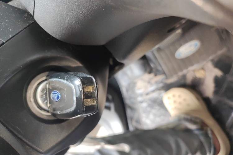 Used Ford Focus 2012 Sedan 1.6L Automatic Fashion Edition Vehicle Key