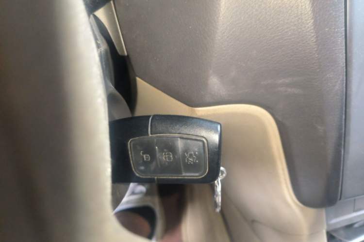 Used Ford Focus 2012 Sedan Classic 1.8L Automatic Base Model Vehicle Key