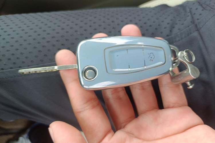 Used Ford Focus 2012 Sedan 1.6L Manual Comfort Model Vehicle Key