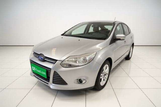 Ford Focus 2012 Sedan 1.6L Manual Fashion Edition d’occasion