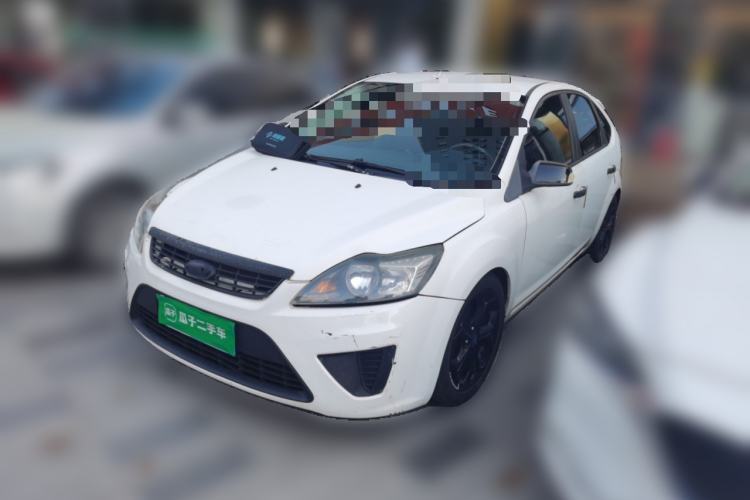 Ford Focus 2012 Hatchback Classic 1.8L Manual Base Model مستعملة Guazi used car, China used car export, Used car for sale, Used  cars, Cheapest cars for sale