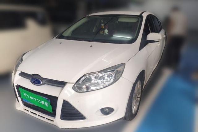 Używany Ford Focus 2012 Hatchback 1.6L Manual Comfort Model