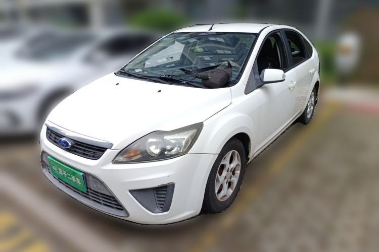 Ojetý Ford Focus 2012 Hatchback Classic 1.8L Manual Base Model Guazi used car, China used car export, Used car for sale, Used cars, Cheapest cars for sale
