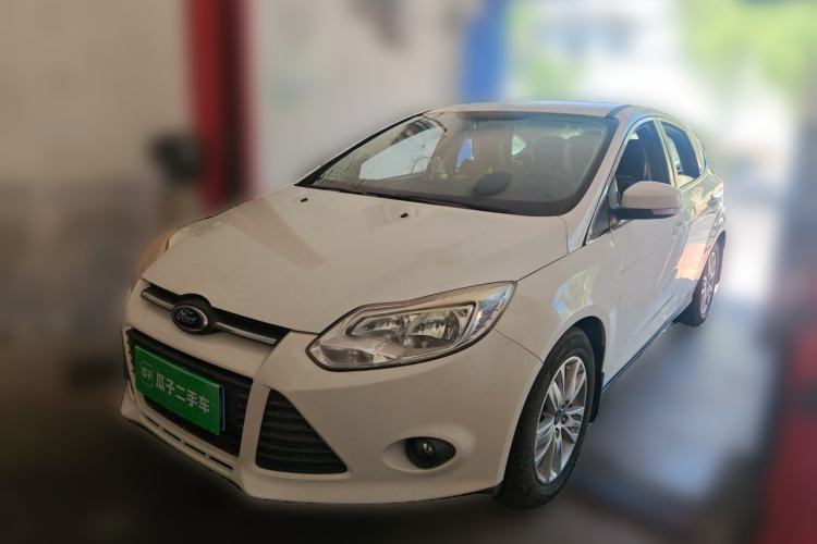 Ford Focus 2012 Hatchback 1.6L Automatic Comfort Model usata Guazi used car, China used car export, Used car for sale, Used cars, Cheapest cars for sale