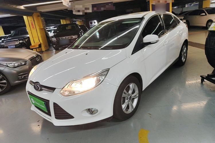 Used Ford Focus 2012 Sedan 1.6L Automatic Fashion Edition Guazi used car, China used car export, Used car for sale, Used  cars, Cheapest cars for sale