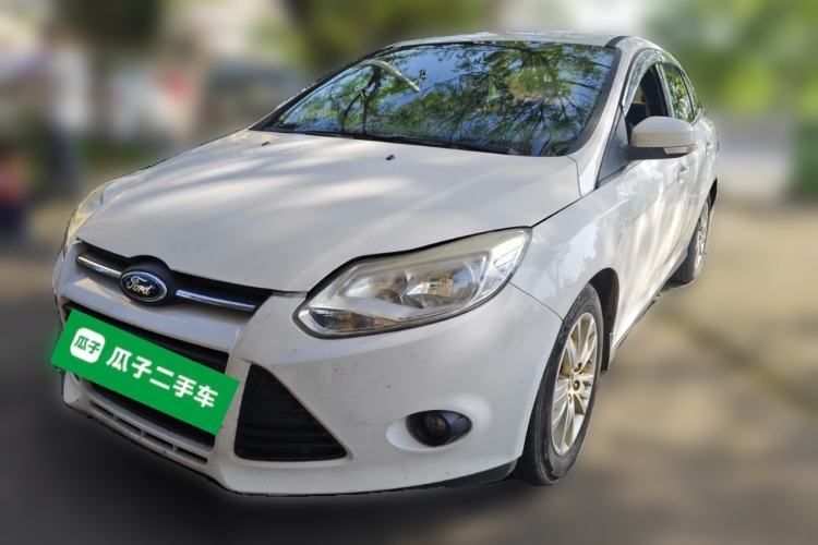 Used Ford Focus 2012 Sedan 1.6L Manual Comfort Model Guazi used car, China used car export, Used car for sale, Used  cars, Cheapest cars for sale