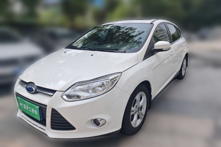 Ojetý Ford Focus 2012 Hatchback 1.6L Automatic Fashion Edition Guazi used car, China used car export, Used car for sale, Used  cars, Cheapest cars for sale