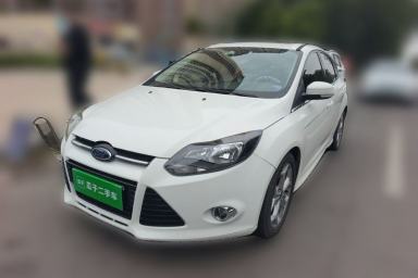Used Ford Focus 2012 Hatchback 2.0L Automatic Luxury Sport Model