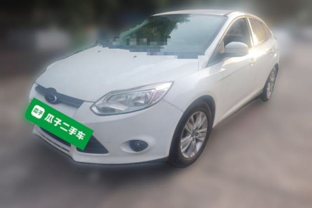 Ojetý Ford Focus 2012 Sedan 1.6L Manual Comfort Model