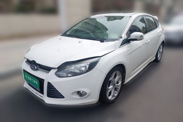 Used Ford Focus 2012 Hatchback 2.0L Automatic Luxury Sport Model