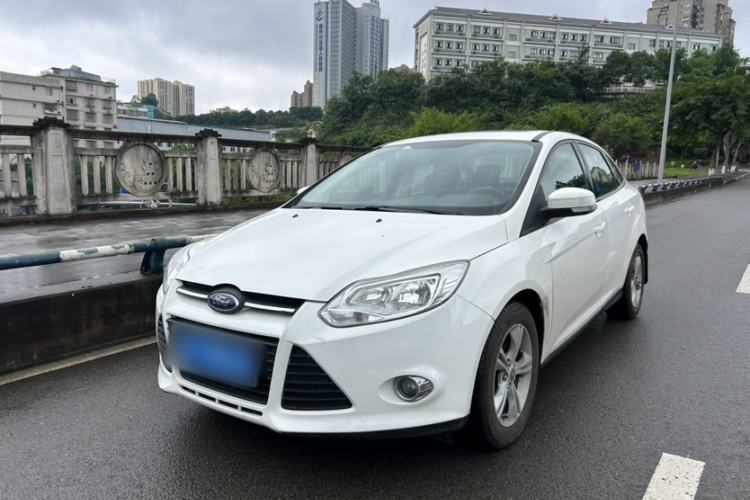Used Ford Focus 2012 Sedan 1.6L Automatic Fashion Edition Guazi used car, China used car export, Used car for sale, Used  cars, Cheapest cars for sale