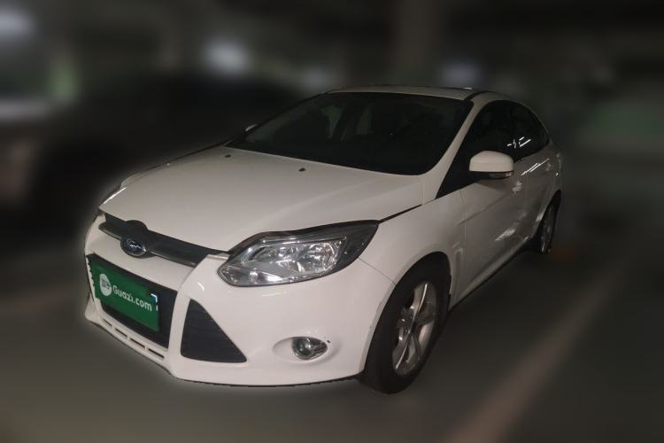 Used Ford Focus 2012 Sedan 1.6L Automatic Fashion Edition Guazi used car, China used car export, Used car for sale, Used cars, Cheapest cars for sale