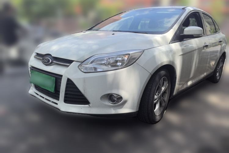 Used Ford Focus 2012 Sedan 1.6L Automatic Fashion Edition Guazi used car, China used car export, Used car for sale, Used cars, Cheapest cars for sale