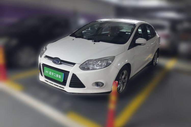 Used Ford Focus 2012 Sedan 1.6L Manual Fashion Edition Guazi used car, China used car export, Used car for sale, Used cars, Cheapest cars for sale
