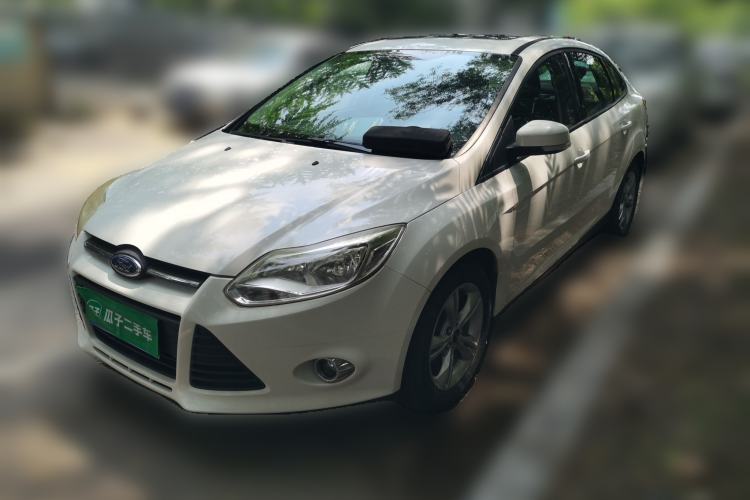 Used Ford Focus 2012 Sedan 1.6L Manual Fashion Edition Guazi used car, China used car export, Used car for sale, Used  cars, Cheapest cars for sale