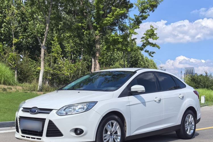 Used Ford Focus 2012 Sedan 1.6L Automatic Comfort Model Guazi used car, China used car export, Used car for sale, Used Ford cars, Cheapest cars for sale