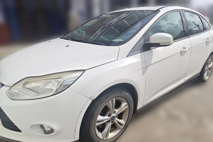 Ford Focus 2012 Sedan 1.6L Manual Fashion Edition d’occasion Guazi used car, China used car export, Used car for sale, Used  cars, Cheapest cars for sale